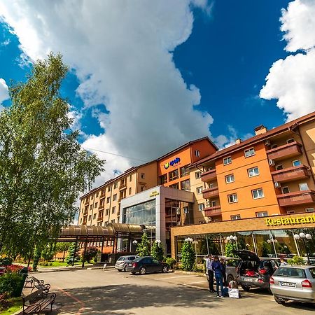 Apollo Wellness Club Hotel Marosszentgyörgy Kültér fotó