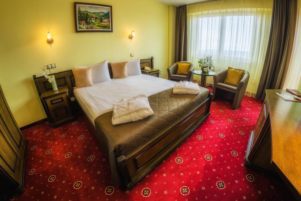 Apollo Wellness Club Hotel Marosszentgyörgy Kültér fotó