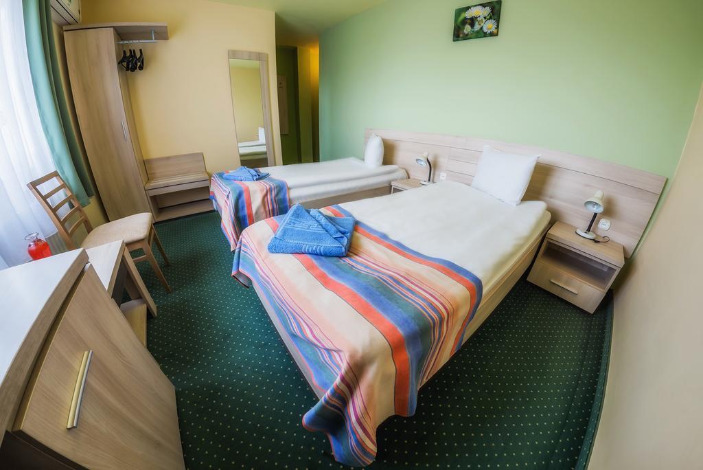 Apollo Wellness Club Hotel Marosszentgyörgy Kültér fotó